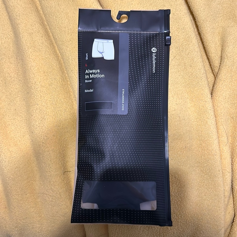 NWT Lululemon men’s always in motion boxer